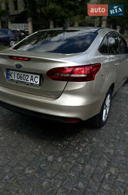 Седан Ford Focus 2017 в 