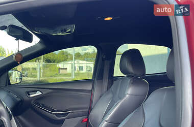 Седан Ford Focus 2014 в 