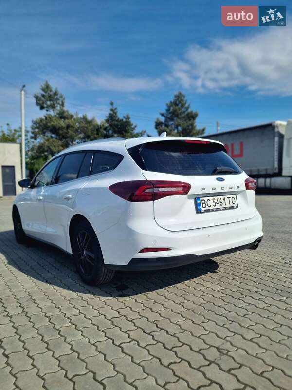 Универсал Ford Focus 2023 в Яворове