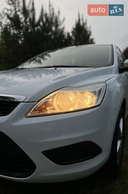 Универсал Ford Focus 2010 в 