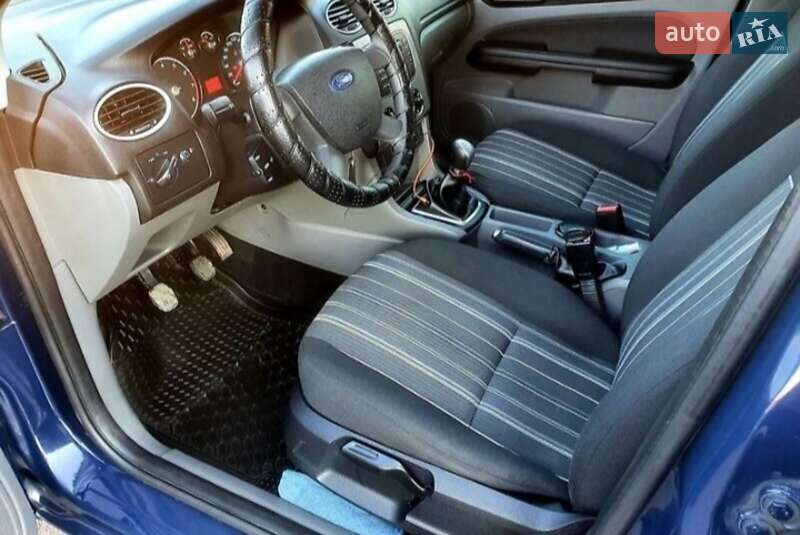 Хэтчбек Ford Focus 2011 в Кривом Роге