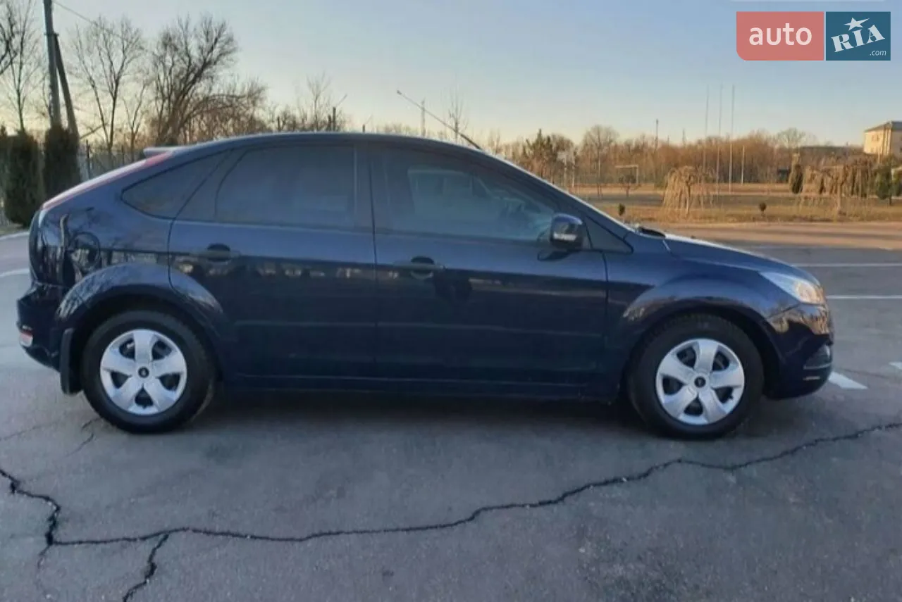 2011 Ford Focus - мініатюра 17