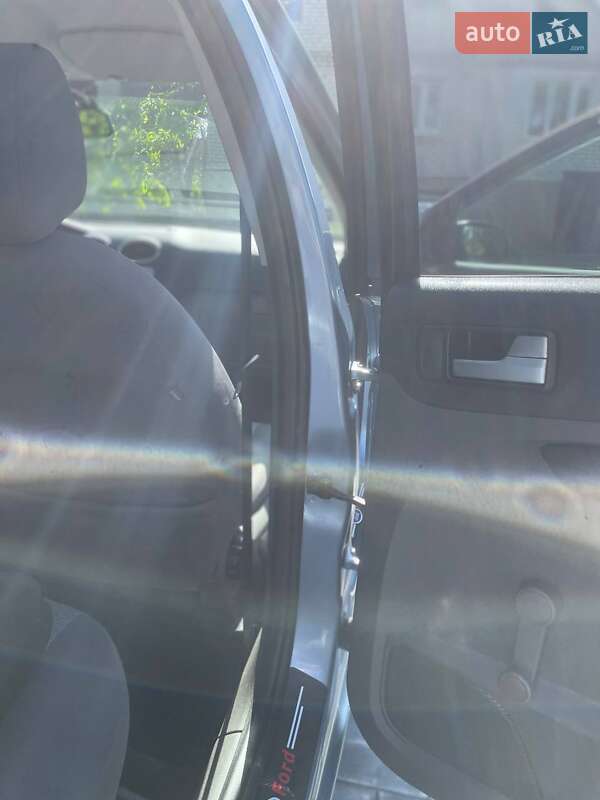 Універсал Ford Focus 2007 в Звягелі