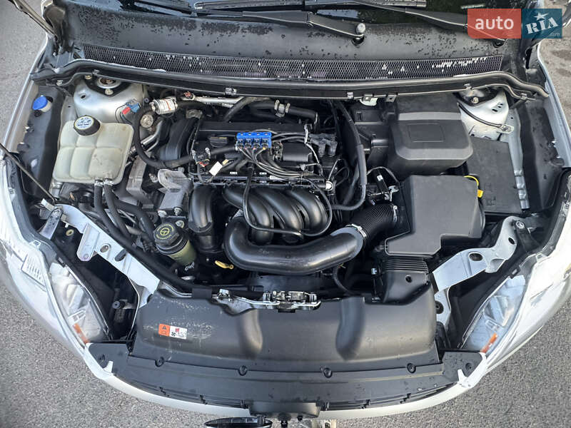 Хэтчбек Ford Focus 2010 в Запорожье