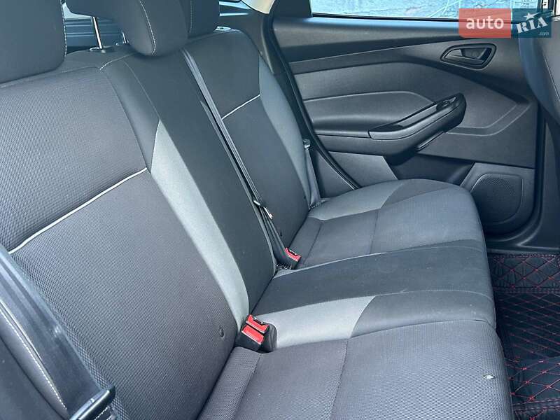 Хетчбек Ford Focus 2011 в Миколаєві