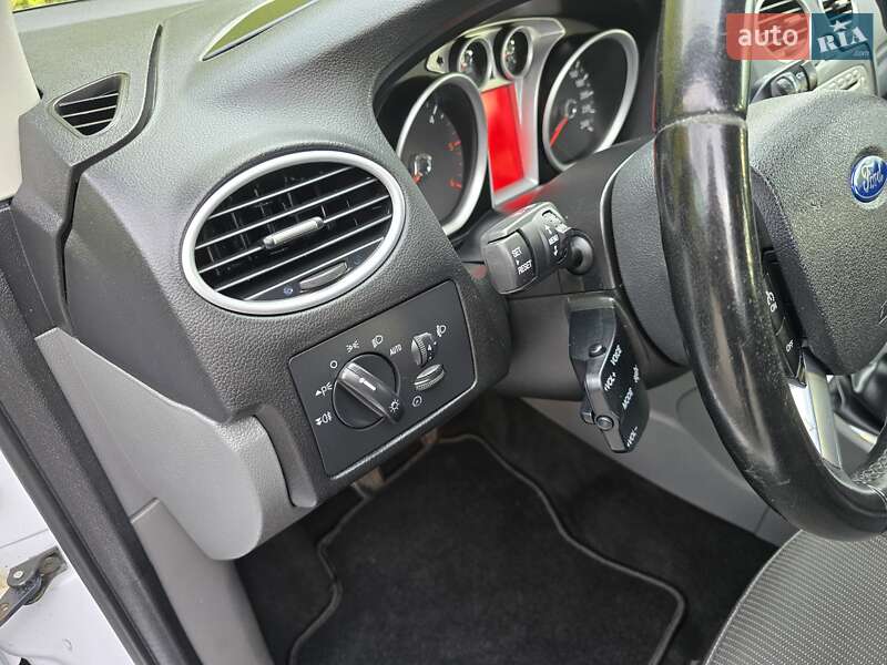 Універсал Ford Focus 2011 в Стрию