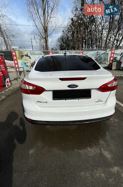 Седан Ford Focus 2013 в 
