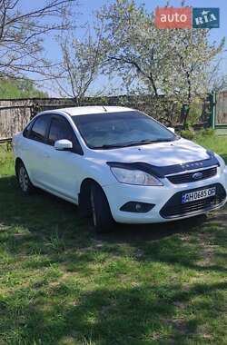 Седан Ford Focus 2010 в Прилуках