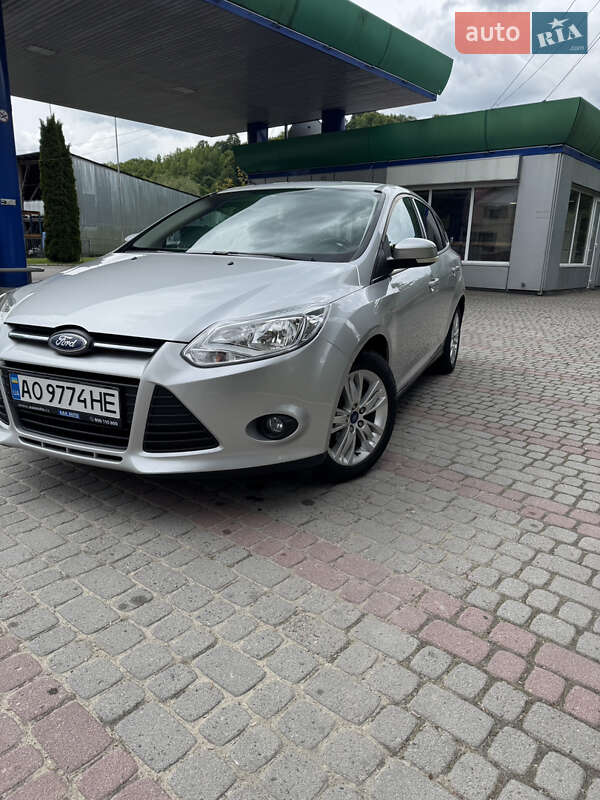 Ford Focus 2011