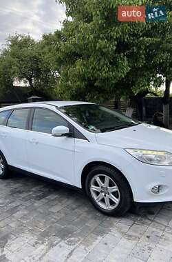 Универсал Ford Focus 2012 в Дерно