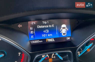 Хетчбек Ford Focus 2015 в 