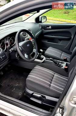 Универсал Ford Focus 2009 в 
