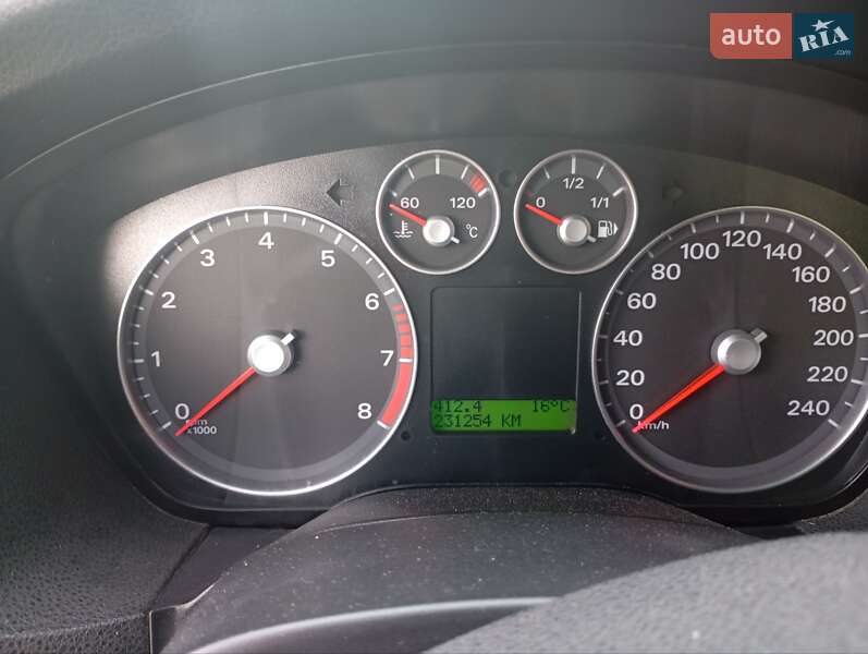 Седан Ford Focus 2007 в 