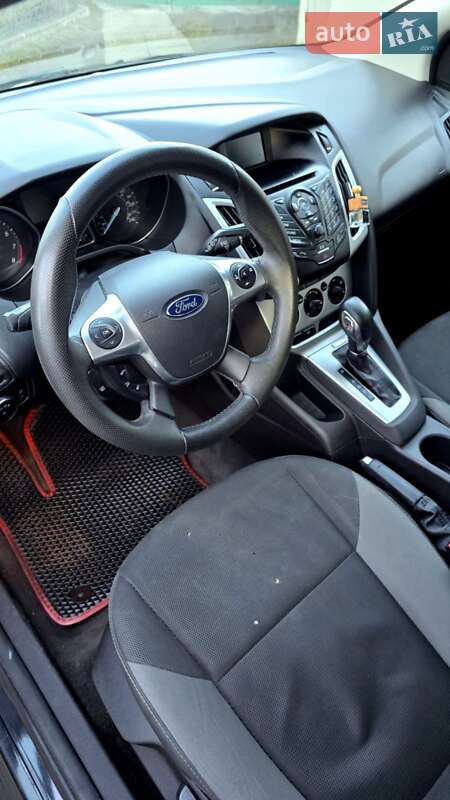 Хэтчбек Ford Focus 2013 в Львове фото 9 Хэтчбек Ford Focus 2013 в Львове