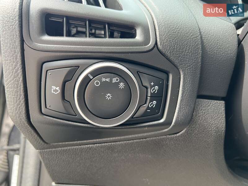 Седан Ford Focus 2016 в Богуславе