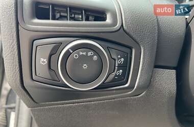 Седан Ford Focus 2016 в 
