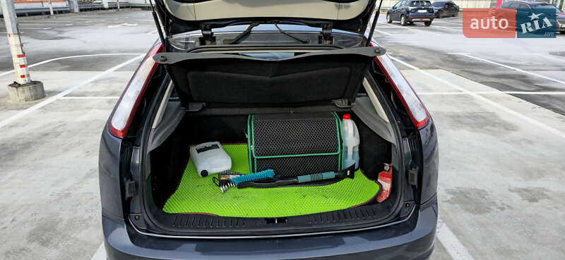 Хэтчбек Ford Focus 2008 в Киеве фото 12 Хэтчбек Ford Focus 2008 в Киеве