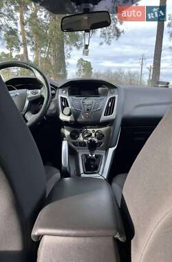 Універсал Ford Focus 2011 в 