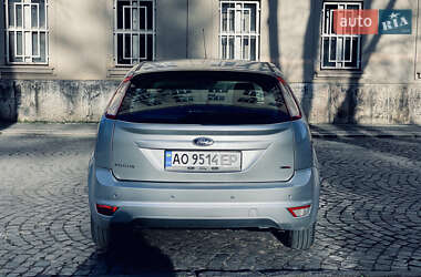 Хэтчбек Ford Focus 2009 в 