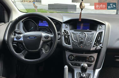 Универсал Ford Focus 2012 в 