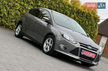 Хетчбек Ford Focus 2014 в 