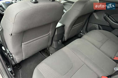 Хетчбек Ford Focus 2014 в 