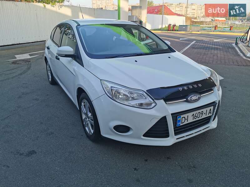 Хэтчбек Ford Focus 2012 в Киеве