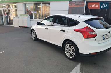 Хетчбек Ford Focus 2012 в 
