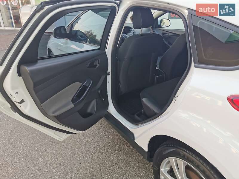 Хэтчбек Ford Focus 2012 в Киеве