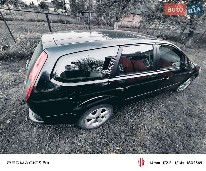 Универсал Ford Focus 2006 в Сарнах