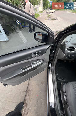 Седан Ford Focus 2010 в Шостці