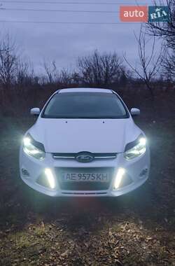 Хетчбек Ford Focus 2013 в Синельниковому