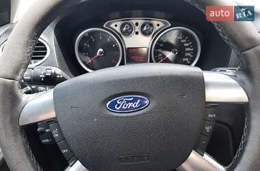 Хэтчбек Ford Focus 2008 в 