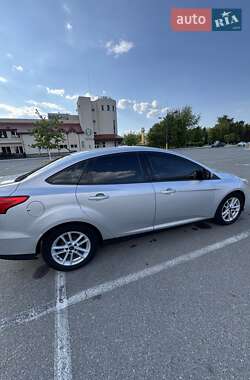 Седан Ford Focus 2018 в 