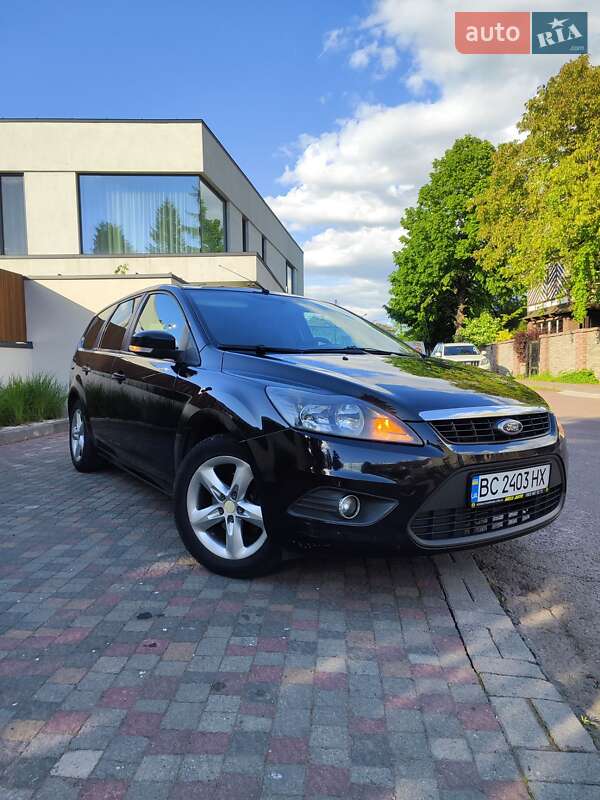 Универсал Ford Focus 2010 в 