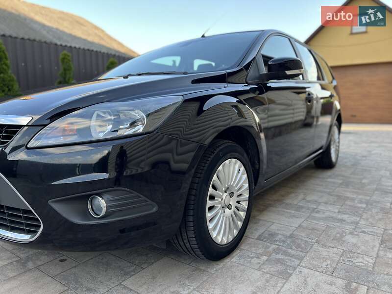 Універсал Ford Focus 2008 в Сарнах