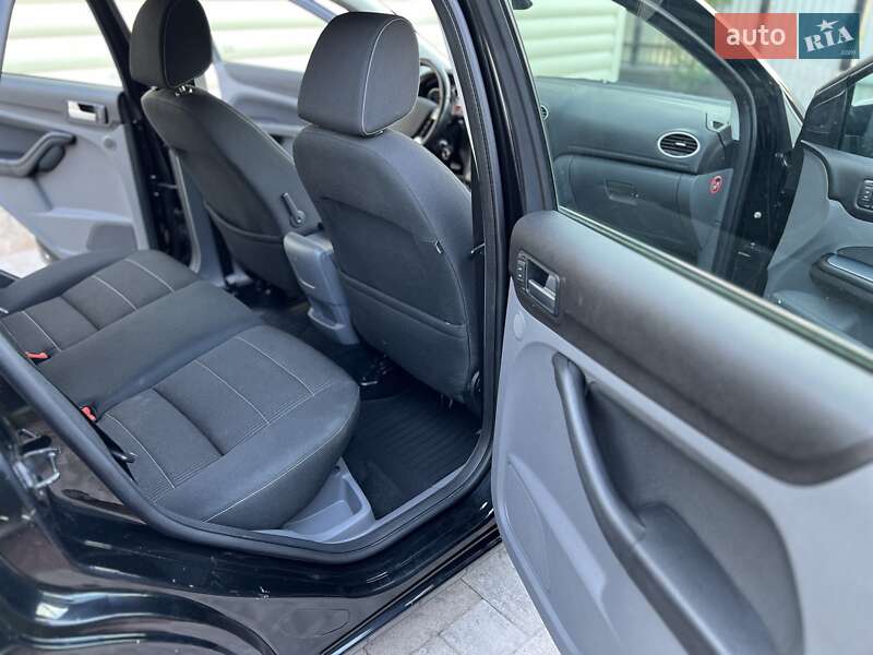 Універсал Ford Focus 2008 в Сарнах