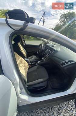 Универсал Ford Focus 2014 в 