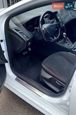 Хетчбек Ford Focus 2018 в 