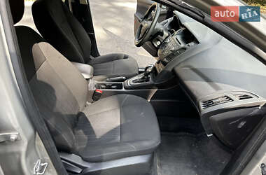 Седан Ford Focus 2014 в 