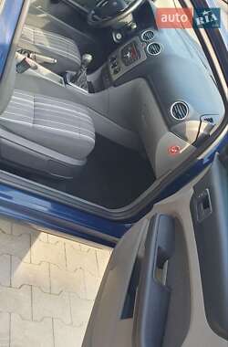 Хетчбек Ford Focus 2011 в 