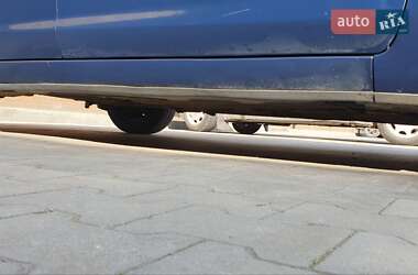 Хетчбек Ford Focus 2011 в 
