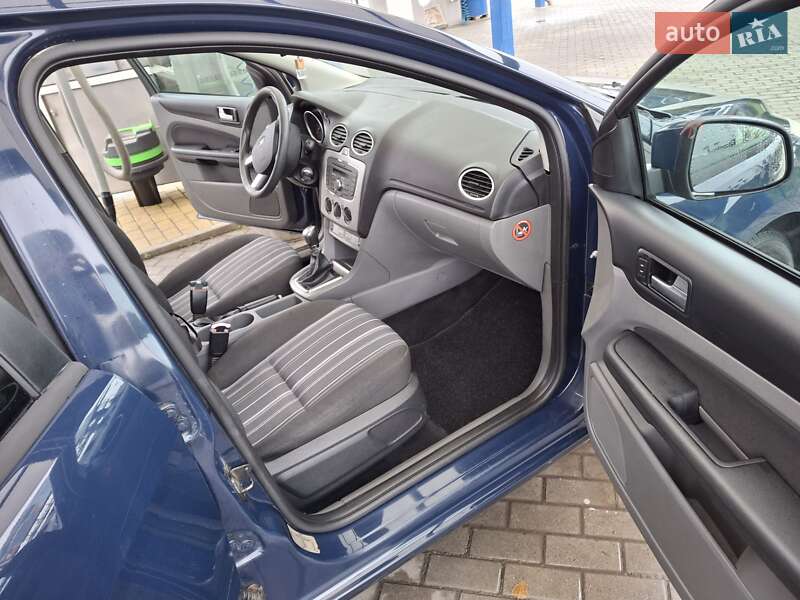 Універсал Ford Focus 2010 в Ужгороді