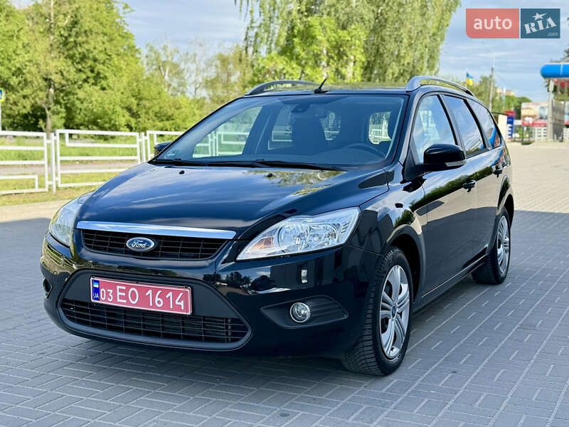 Ford Focus 2011