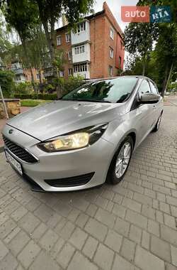 Седан Ford Focus 2016 в 