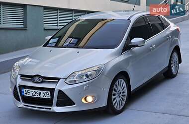 Седан Ford Focus 2011 в 