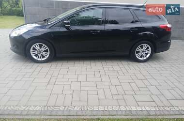 Универсал Ford Focus 2011 в 