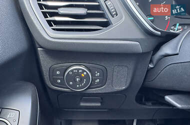 Хэтчбек Ford Focus 2018 в 