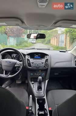 Седан Ford Focus 2016 в 