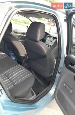 Хэтчбек Ford Focus 2008 в 